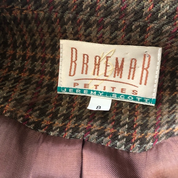 Blazer - Picture 5 of 9